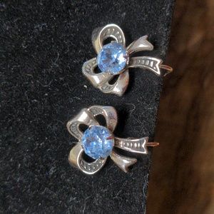 Vintage BOW clip on Earrings jewelry